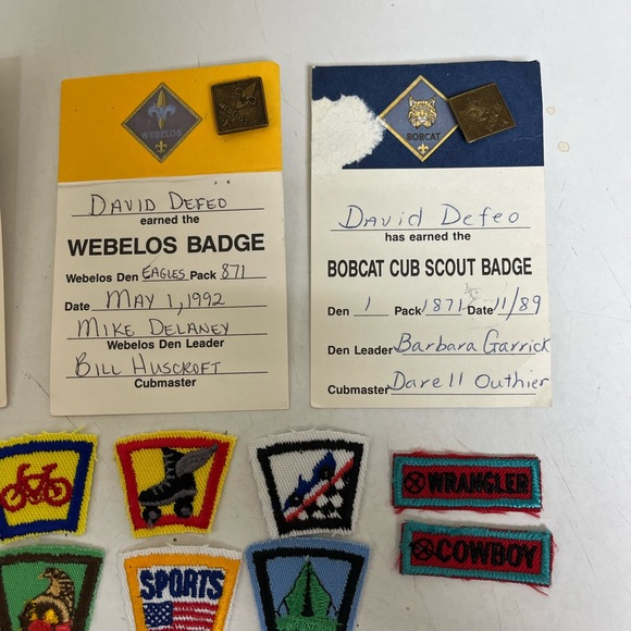 Vintage Boy Scout Lot of Pins and Badges - Picture 3 of 3